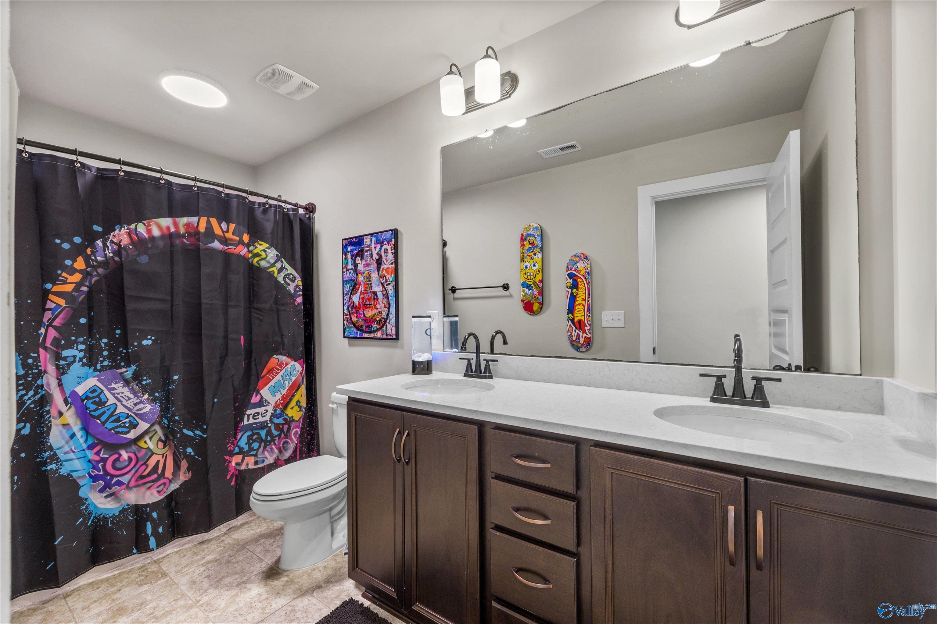 Gurley, Alabama, 35748, United States, 4 Bedrooms Bedrooms, ,2.5 BathroomsBathrooms,Residential,Forsale,2007710