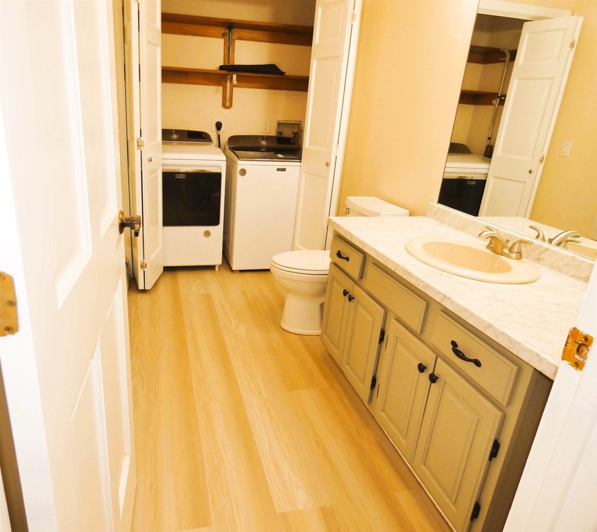 Laconia, New Hampshire, 03246, United States, 3 Bedrooms Bedrooms, ,2.5 BathroomsBathrooms,Residential,Forsale,1968469