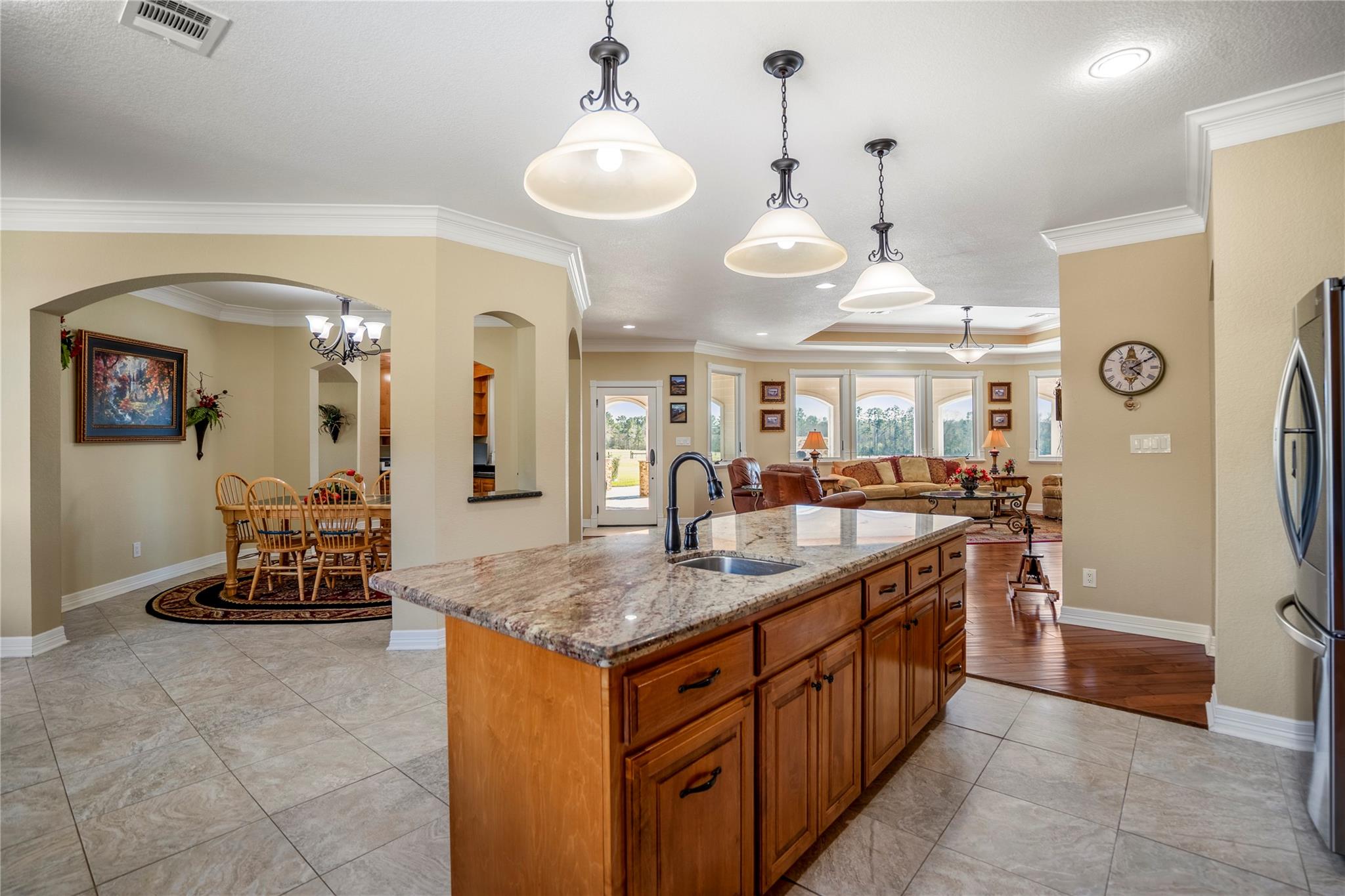 Cleveland, Texas, 77328, United States, 3 Bedrooms Bedrooms, ,3 BathroomsBathrooms,Residential,Forsale,1973440