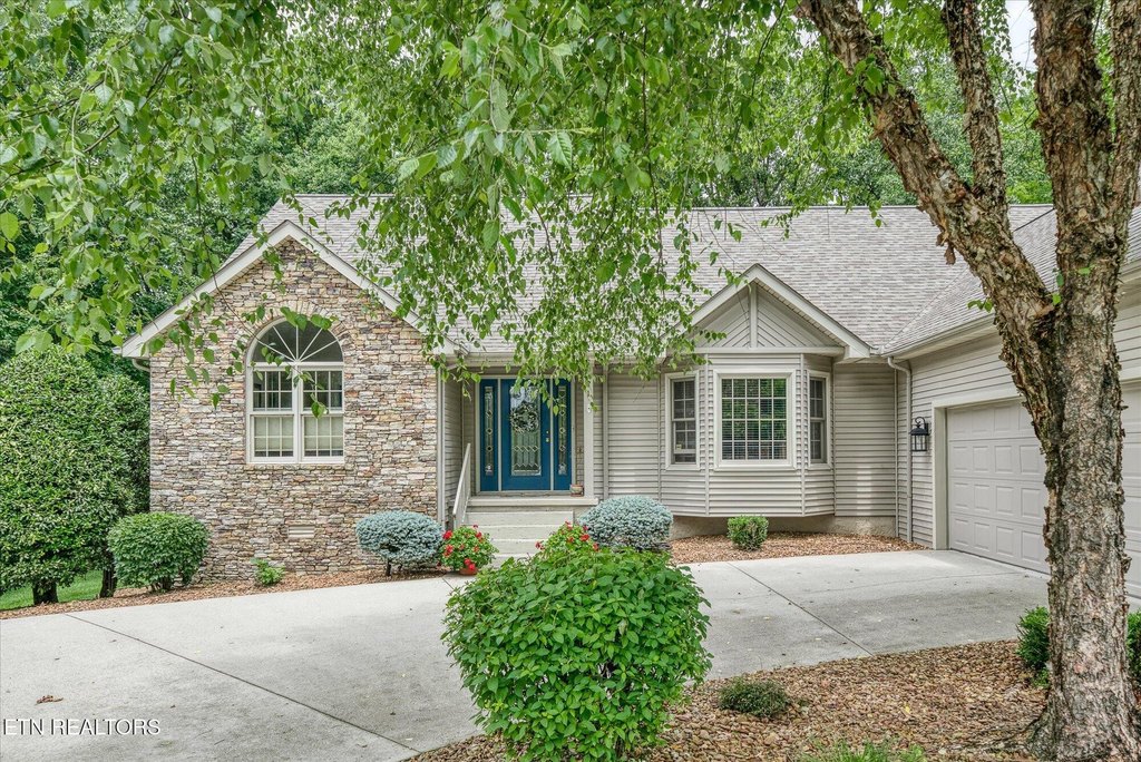 Crossville, Tennessee, 38558, United States, 3 Bedrooms Bedrooms, ,2 BathroomsBathrooms,Residential,Forsale,1953765