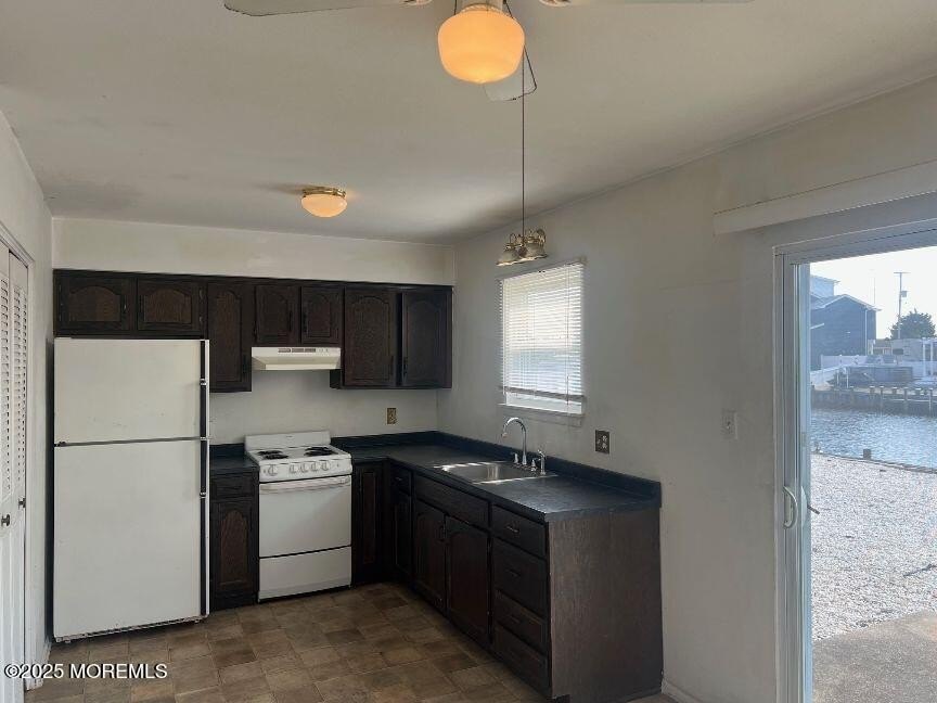 Forked River, New Jersey, 08731, United States, 2 Bedrooms Bedrooms, ,1 BathroomBathrooms,Residential,Forsale,1945952