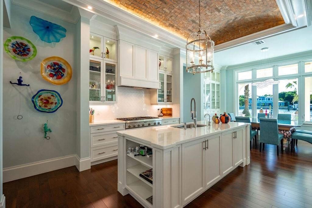 Lighthouse Point, Florida, 33064, United States, 5 Bedrooms Bedrooms, ,6 BathroomsBathrooms,Residential,Forsale,1994097