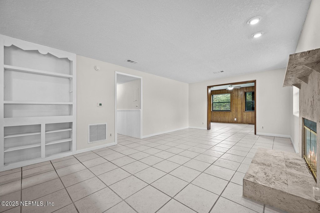 Jacksonville Beach, Florida, 32250, United States, 3 Bedrooms Bedrooms, ,1 BathroomBathrooms,Residential,Forsale,2001139