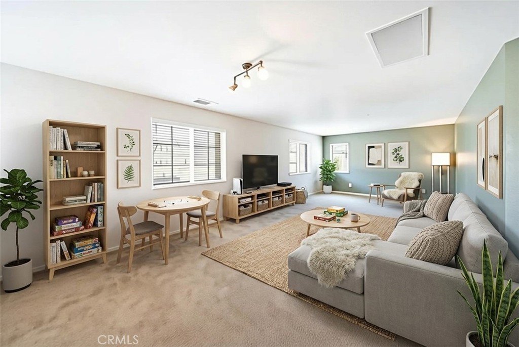 Winchester, California, 92596, United States, 5 Bedrooms Bedrooms, ,4 BathroomsBathrooms,Residential,Forsale,2004222