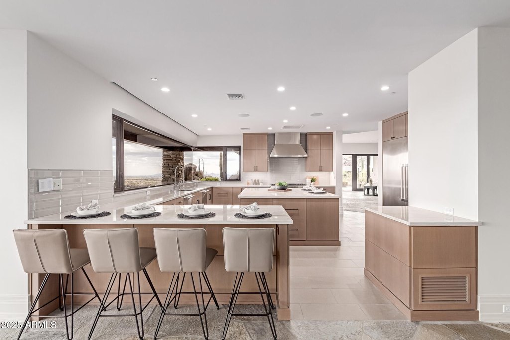 Carefree, Arizona, 85377, United States, 4 Bedrooms Bedrooms, ,5 BathroomsBathrooms,Residential,Forsale,1968441