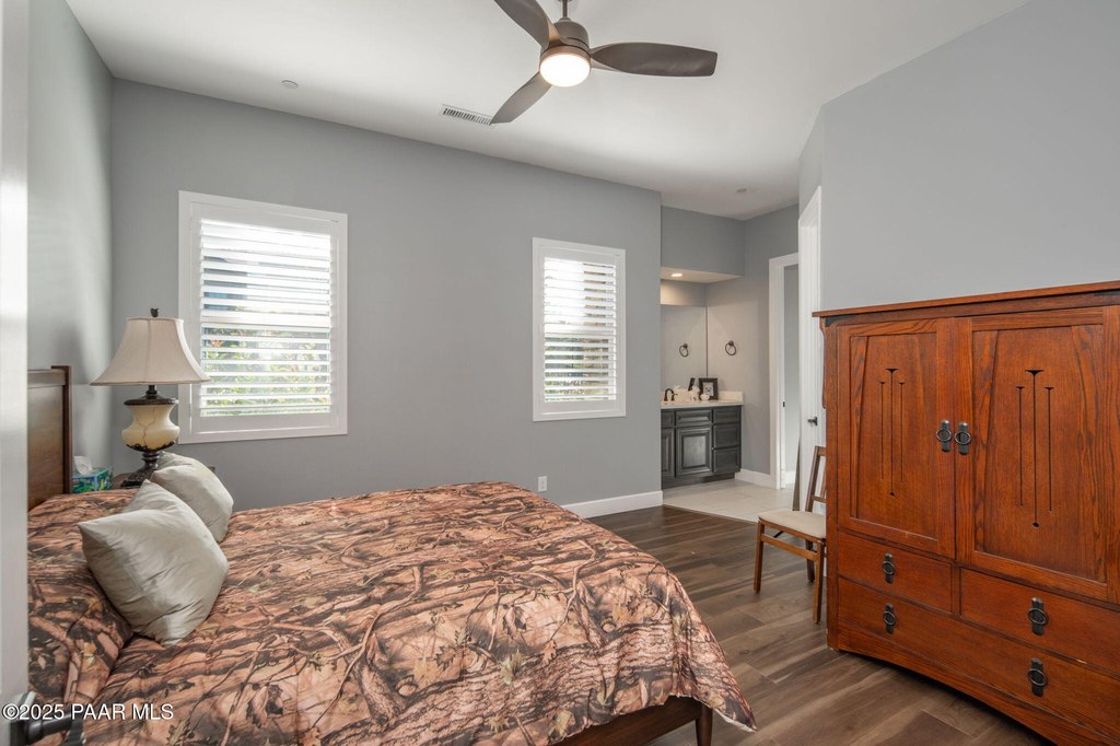 Prescott, Arizona, 86301, United States, 3 Bedrooms Bedrooms, ,3.5 BathroomsBathrooms,Residential,Forsale,1994052