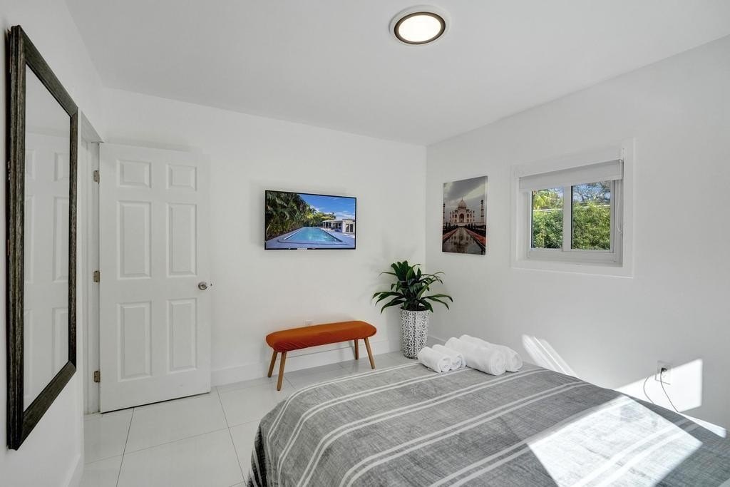 Miami, Florida, 33161, United States, 4 Bedrooms Bedrooms, ,3 BathroomsBathrooms,Residential,Forsale,1994092