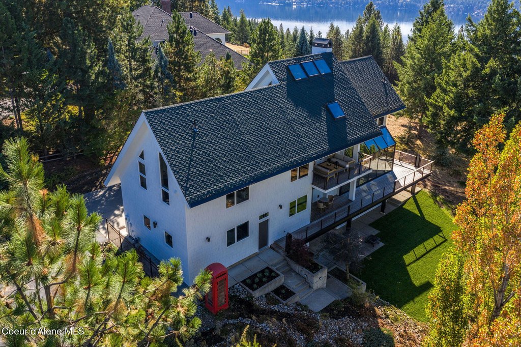 Coeur d'Alene, Idaho, 83814, United States, 4 Bedrooms Bedrooms, ,3 BathroomsBathrooms,Residential,Forsale,1960021