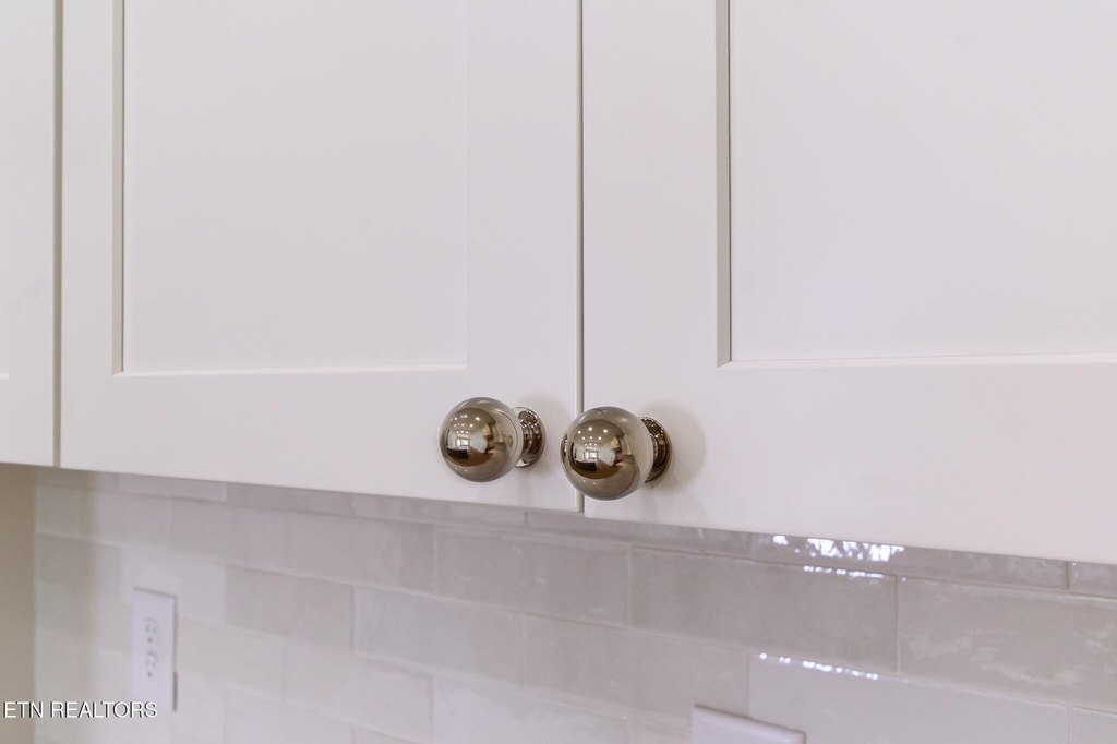 Clinton, Tennessee, 37716, United States, 3 Bedrooms Bedrooms, ,2 BathroomsBathrooms,Residential,Forsale,2012721