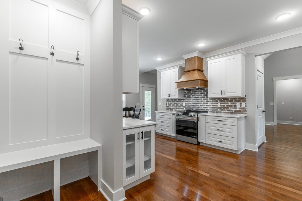 Harrison, Tennessee, 37341, United States, 3 Bedrooms Bedrooms, ,2.5 BathroomsBathrooms,Residential,Forsale,1995326