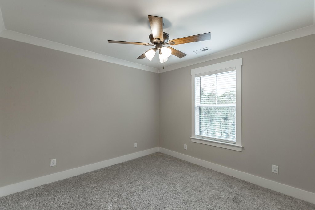 Harrison, Tennessee, 37341, United States, 3 Bedrooms Bedrooms, ,2.5 BathroomsBathrooms,Residential,Forsale,1995326