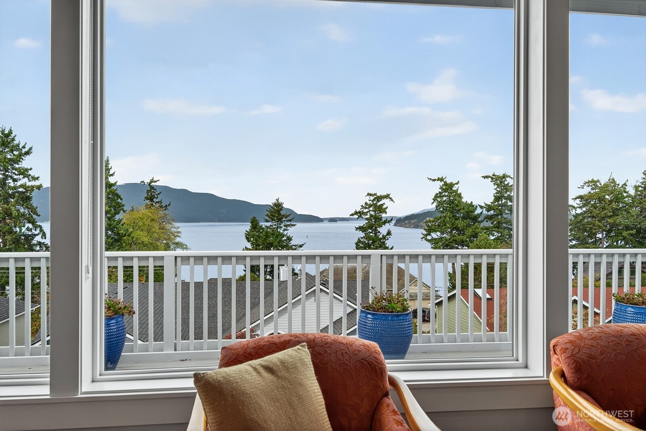 Anacortes, Washington, 98221, United States, 3 Bedrooms Bedrooms, ,2 BathroomsBathrooms,Residential,Forsale,1990713