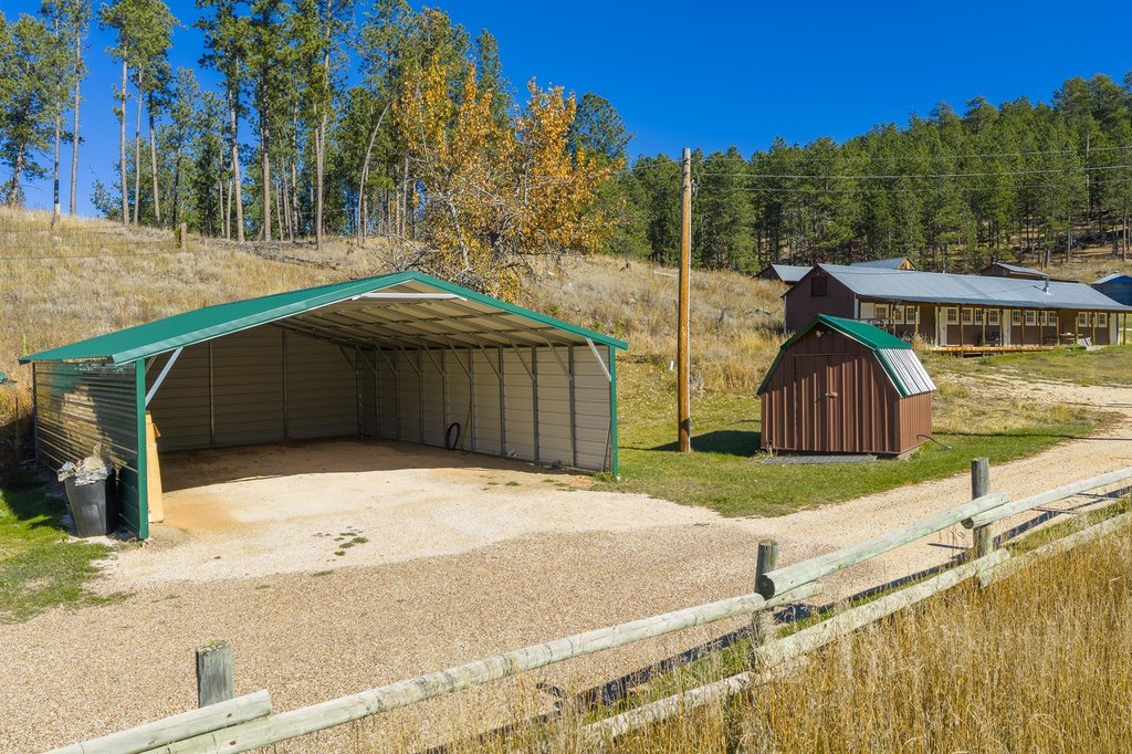 Custer, South Dakota, 57730, United States, 4 Bedrooms Bedrooms, ,2 BathroomsBathrooms,Residential,Forsale,1990710