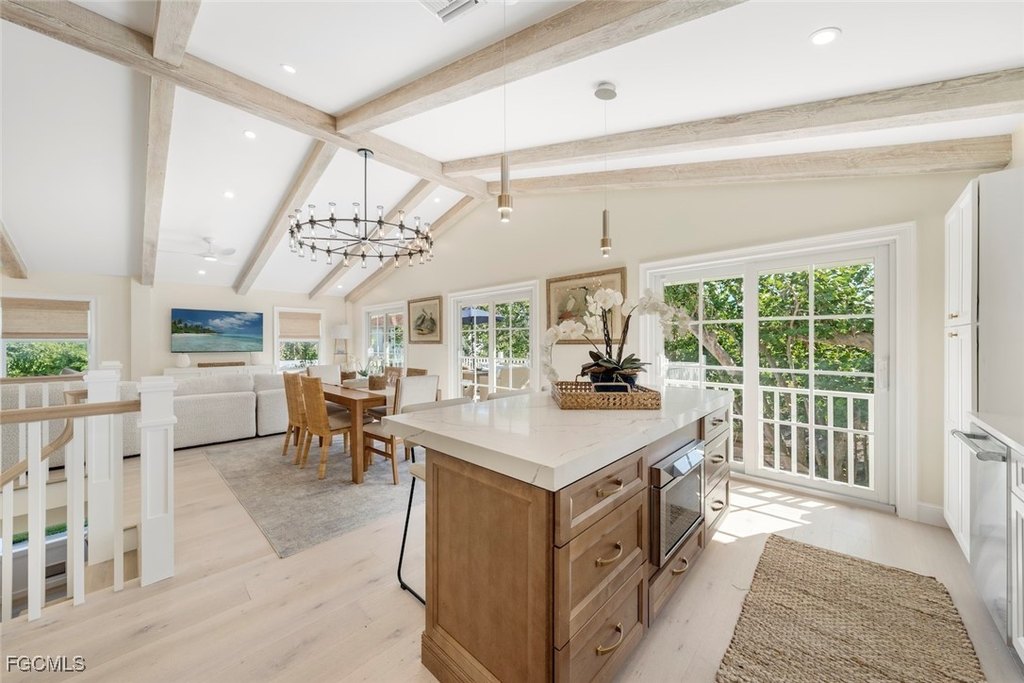 Sanibel, Florida, 33957, United States, 3 Bedrooms Bedrooms, ,2 BathroomsBathrooms,Residential,Forsale,1998639