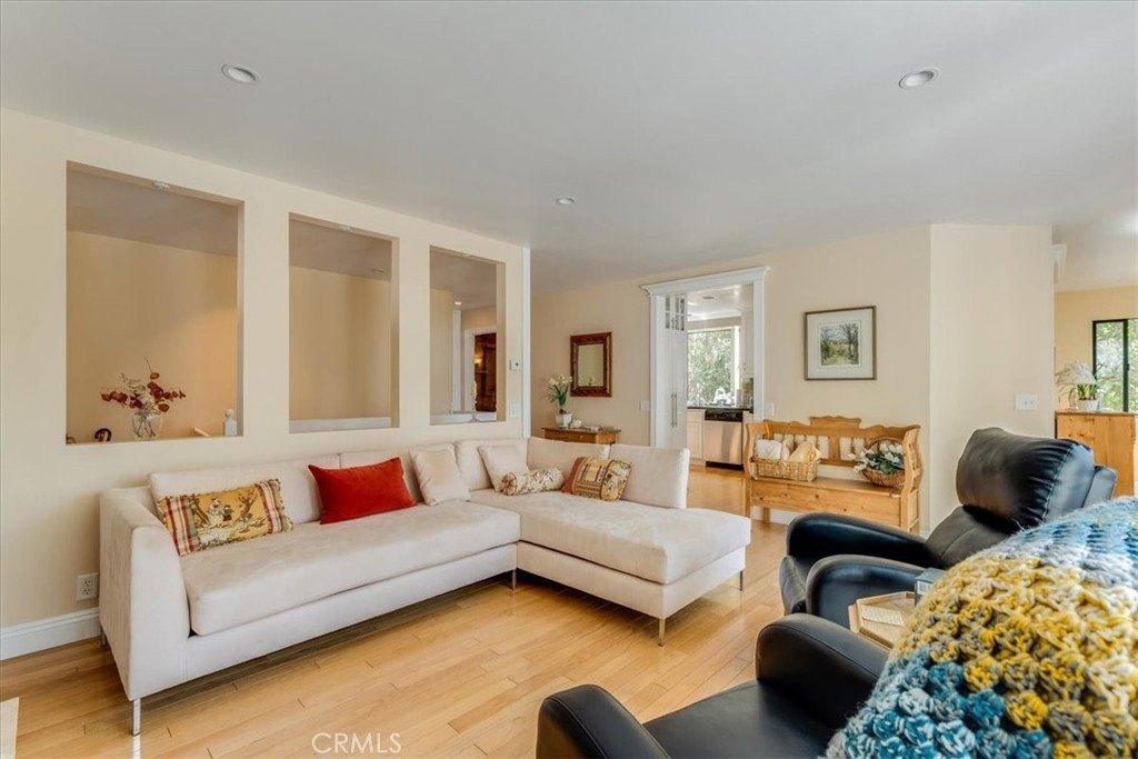 Cambria, California, 93428, United States, 3 Bedrooms Bedrooms, ,3 BathroomsBathrooms,Residential,Forsale,1997696