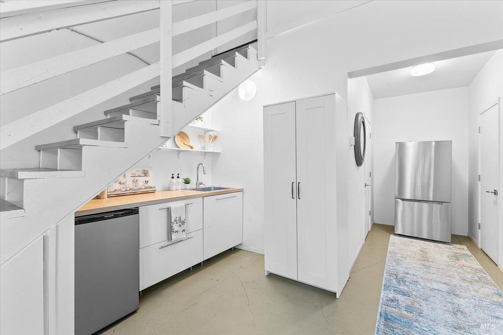 Santa Rosa, California, 95404, United States, 3 Bedrooms Bedrooms, ,3.5 BathroomsBathrooms,Residential,Forsale,2004739