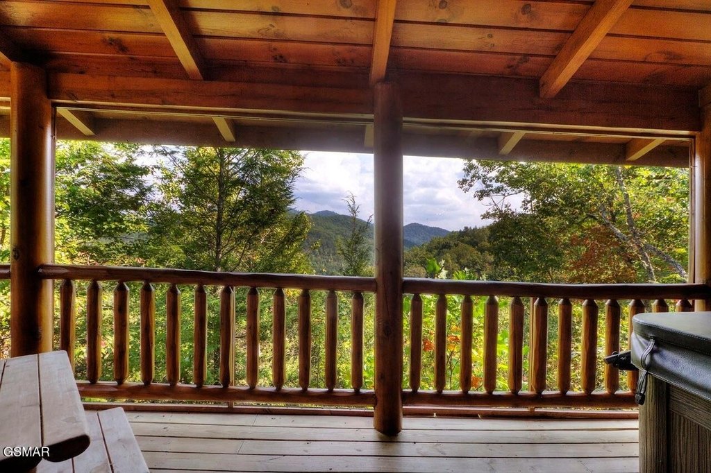 Sevierville, Tennessee, 37862, United States, 3 Bedrooms Bedrooms, ,2 BathroomsBathrooms,Residential,Forsale,1999446