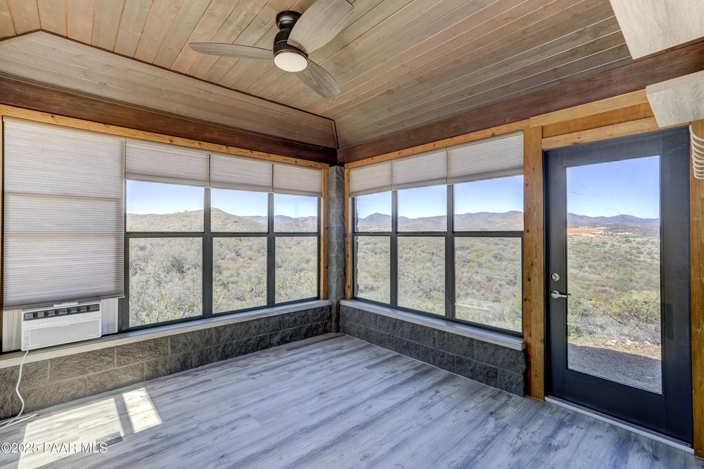 Dewey-Humboldt, Arizona, 86329, United States, 3 Bedrooms Bedrooms, ,2.5 BathroomsBathrooms,Residential,Forsale,1952161