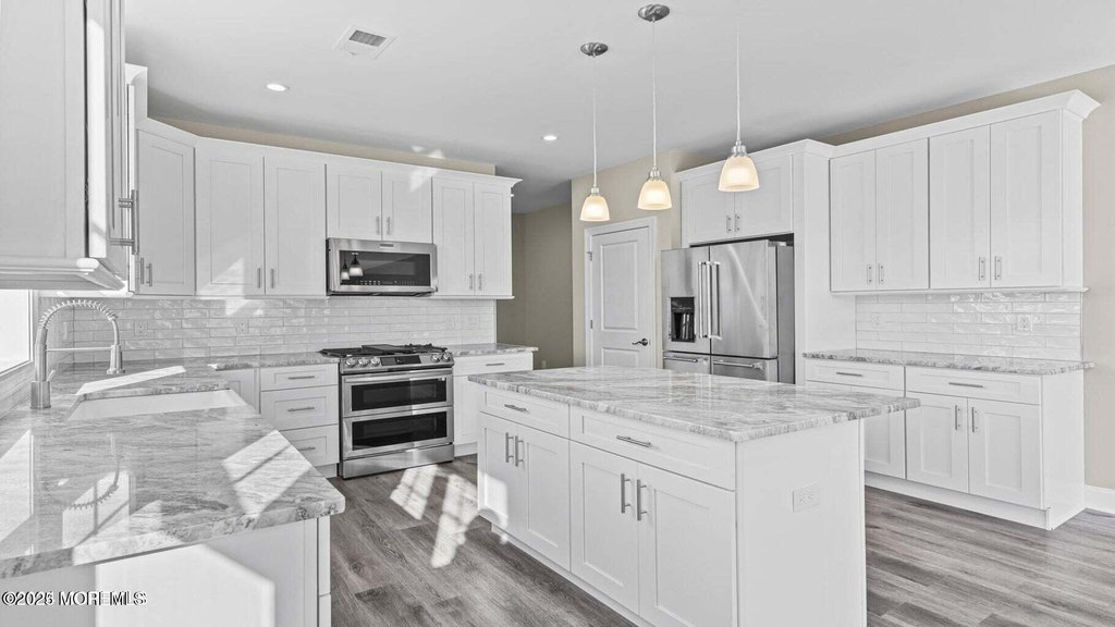 Seaside Heights, New Jersey, 08751, United States, 5 Bedrooms Bedrooms, ,4 BathroomsBathrooms,Residential,Forsale,1892997