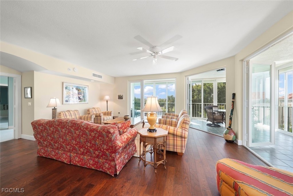 Sanibel, Florida, 33957, United States, 3 Bedrooms Bedrooms, ,2.5 BathroomsBathrooms,Residential,Forsale,1998643