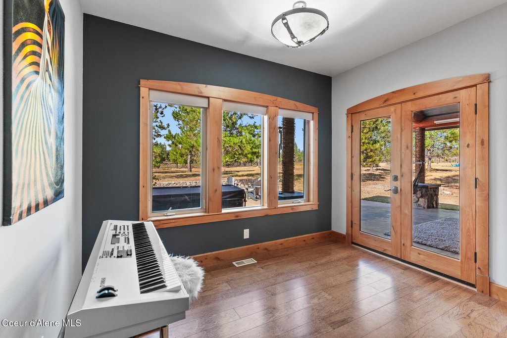 Hayden, Idaho, 83835, United States, 3 Bedrooms Bedrooms, ,3.5 BathroomsBathrooms,Residential,Forsale,1946352