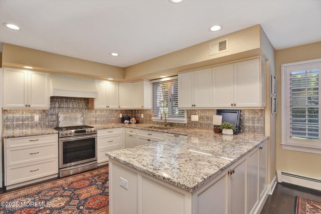 Brielle, New Jersey, 08730, United States, 4 Bedrooms Bedrooms, ,2.5 BathroomsBathrooms,Residential,Forsale,2004832