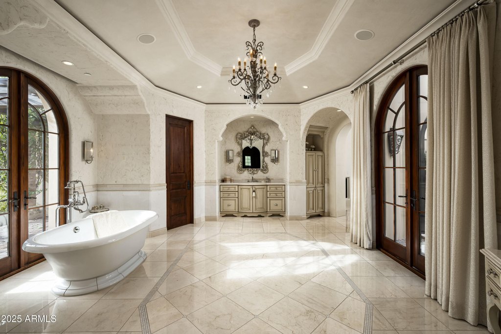 Scottsdale, Arizona, 85255, United States, 5 Bedrooms Bedrooms, ,9.5 BathroomsBathrooms,Residential,Forsale,2000262