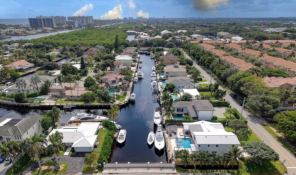 Boca Raton, Florida, 33487, United States, 4 Bedrooms Bedrooms, ,5 BathroomsBathrooms,Residential,Forsale,1996332