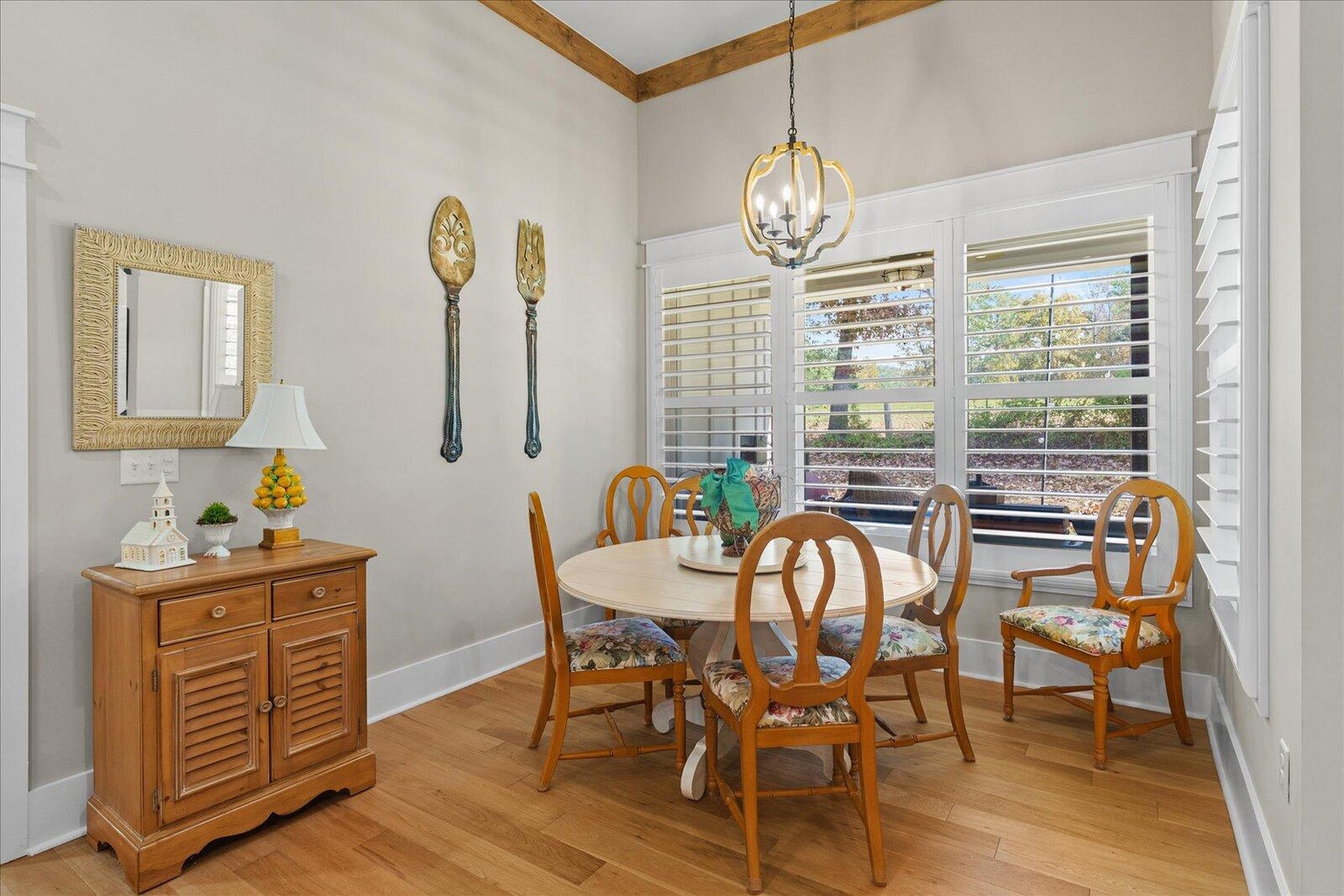 Ringgold, Georgia, 30736, United States, 3 Bedrooms Bedrooms, ,3 BathroomsBathrooms,Residential,Forsale,1995351