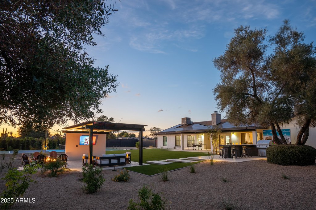 Scottsdale, Arizona, 85260, United States, 5 Bedrooms Bedrooms, ,5 BathroomsBathrooms,Residential,Forsale,2004083