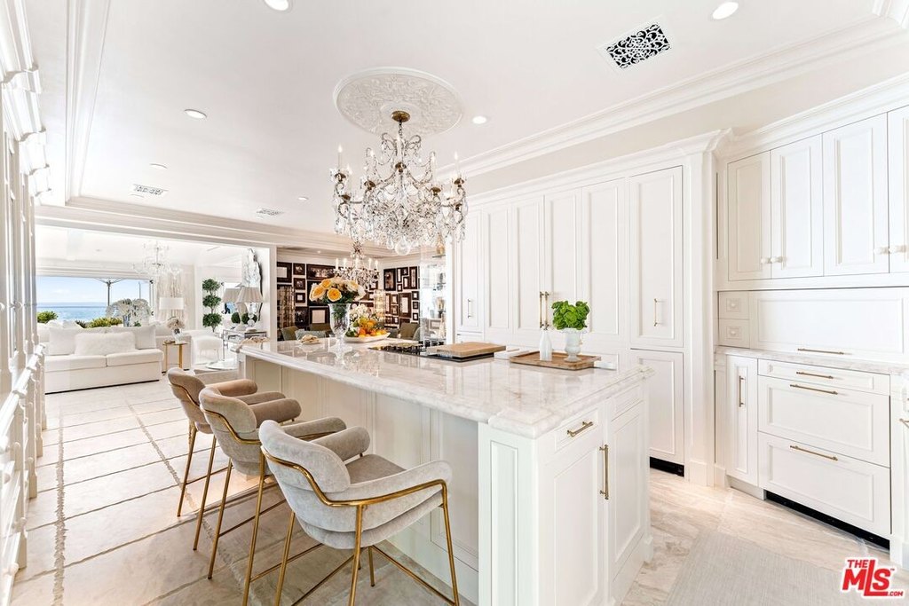 Malibu, California, 90265, United States, 3 Bedrooms Bedrooms, ,2.5 BathroomsBathrooms,Residential,Forsale,2009631