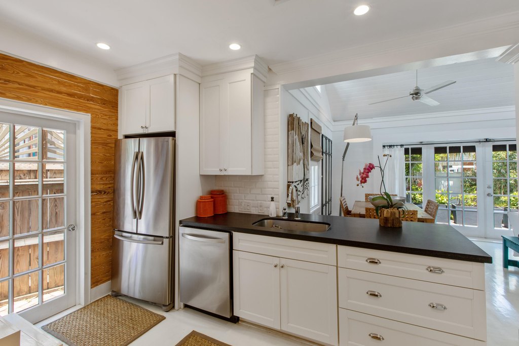 Key West, Florida, 33040, United States, 3 Bedrooms Bedrooms, ,2 BathroomsBathrooms,Residential,Forsale,2011097