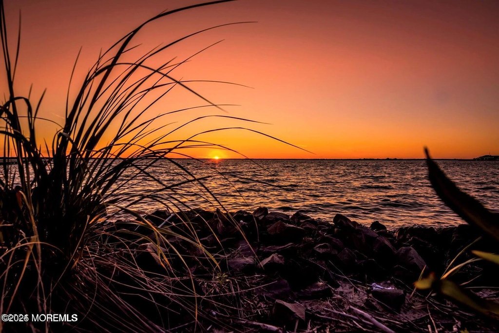 Seaside Heights, New Jersey, 08751, United States, 3 Bedrooms Bedrooms, ,1 BathroomBathrooms,Residential,Forsale,2004847