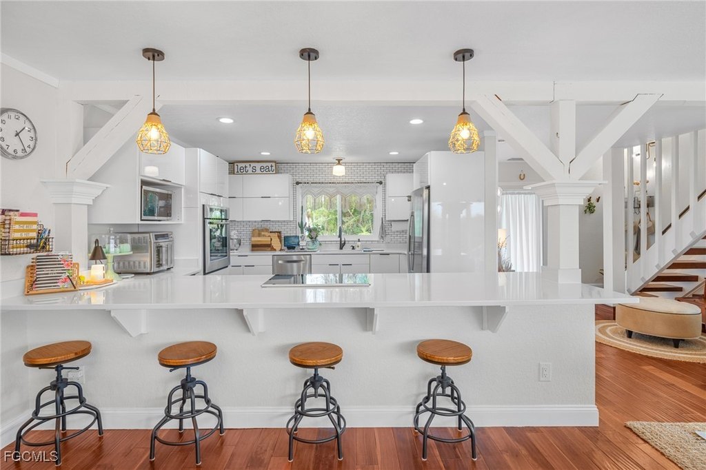 Sanibel, Florida, 33957, United States, 3 Bedrooms Bedrooms, ,2 BathroomsBathrooms,Residential,Forsale,1998641