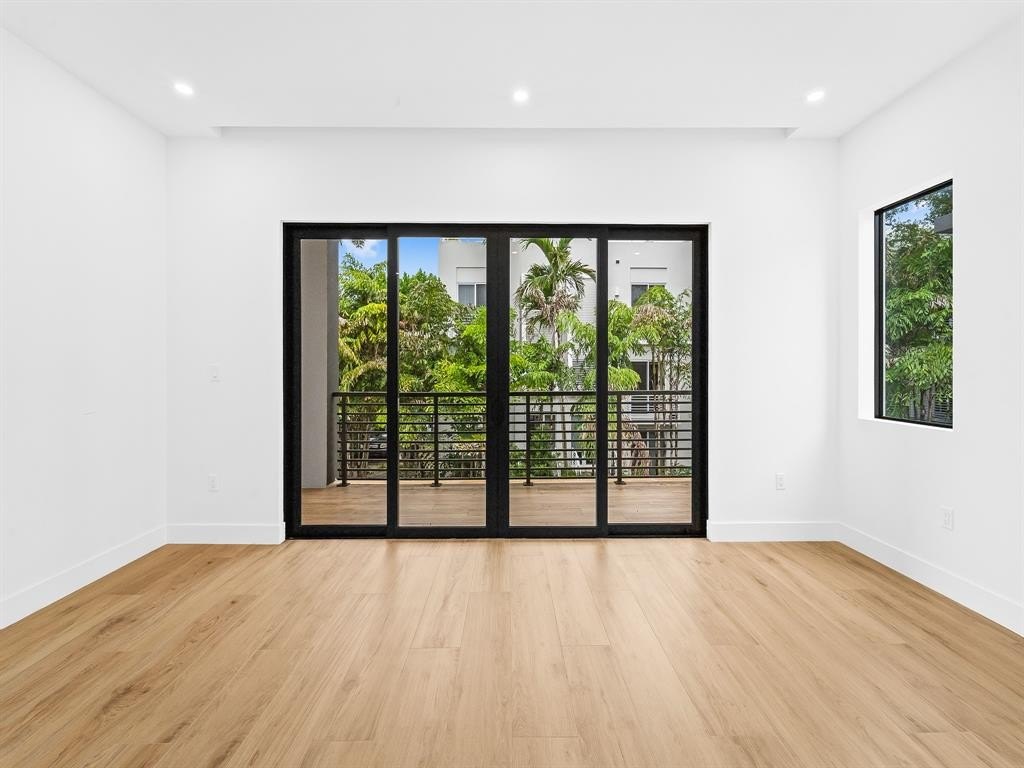 Fort Lauderdale, Florida, 33316, United States, 4 Bedrooms Bedrooms, ,4 BathroomsBathrooms,Residential,Forsale,1994072