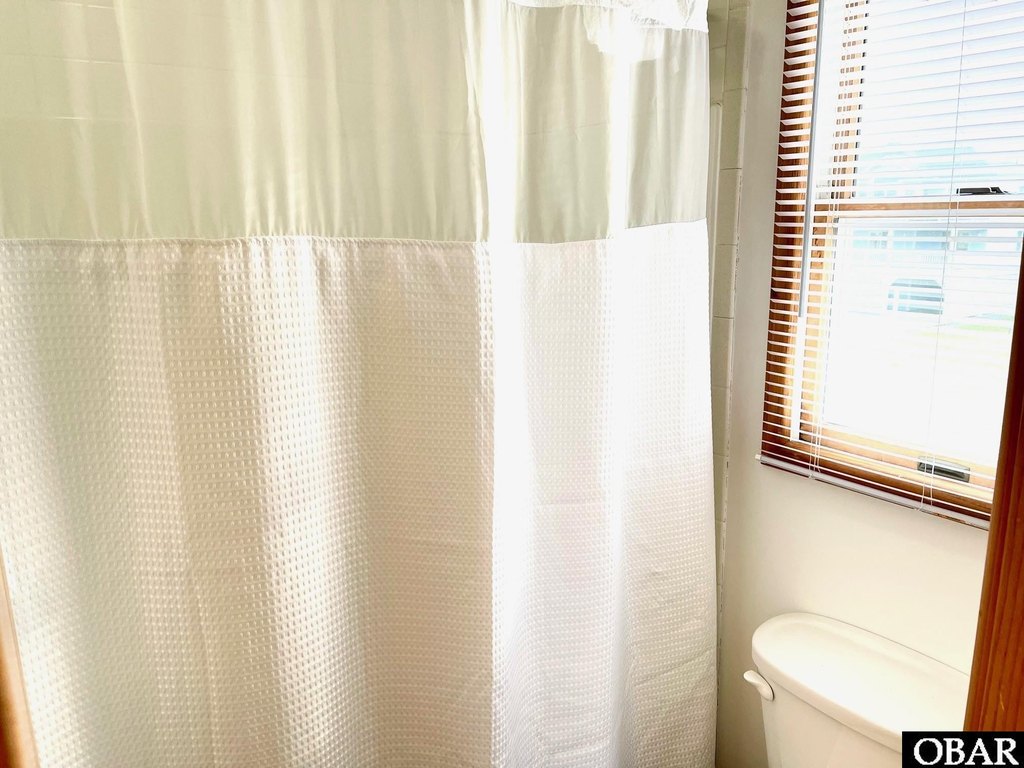 Corolla, North Carolina, 27927, United States, 5 Bedrooms Bedrooms, ,4.5 BathroomsBathrooms,Residential,Forsale,2004884