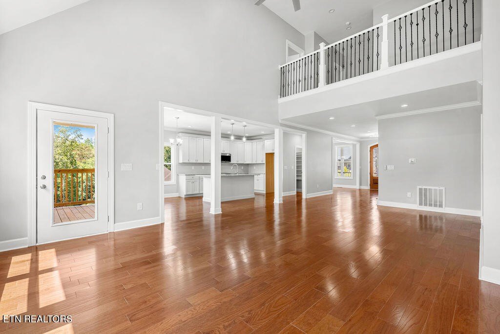 Loudon, Tennessee, 37774, United States, 4 Bedrooms Bedrooms, ,4.5 BathroomsBathrooms,Residential,Forsale,1942458