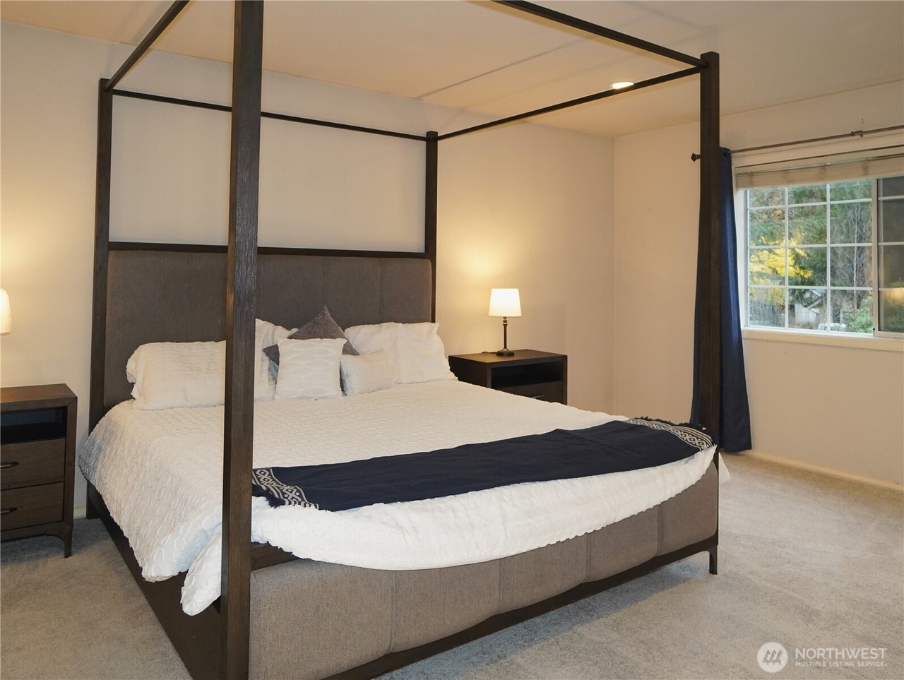 Maple Valley, Washington, 98038, United States, 4 Bedrooms Bedrooms, ,2 BathroomsBathrooms,Residential,Forsale,1990719