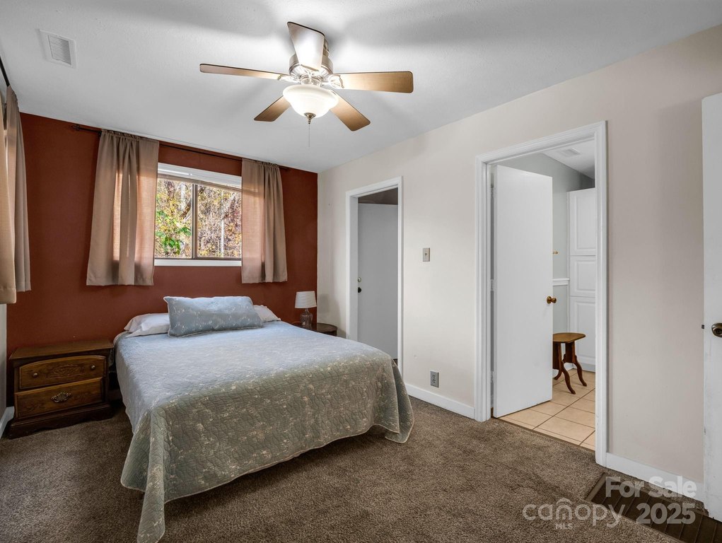 Lake Lure, North Carolina, 28746, United States, 4 Bedrooms Bedrooms, ,3.5 BathroomsBathrooms,Residential,Forsale,2004303