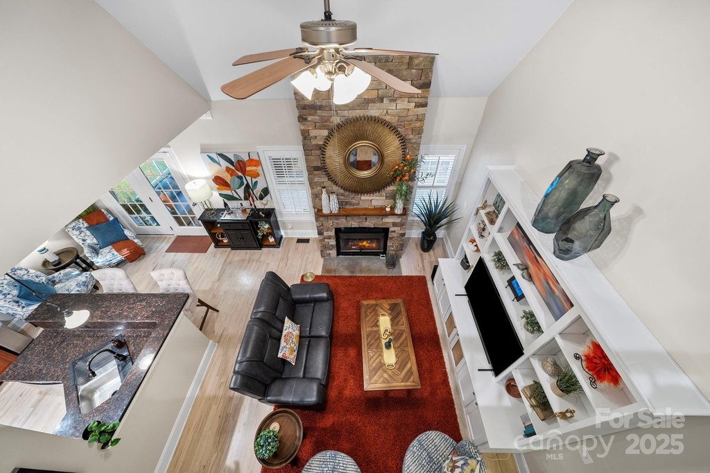 Cramerton, North Carolina, 28032, United States, 3 Bedrooms Bedrooms, ,3.5 BathroomsBathrooms,Residential,Forsale,2007724