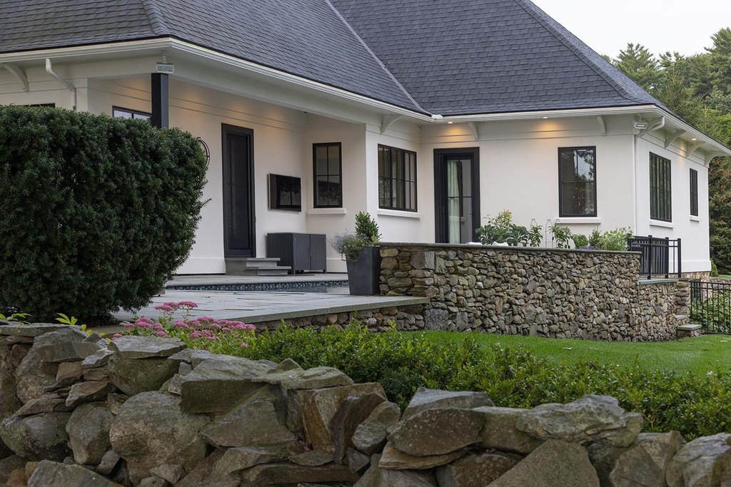 North Hampton, New Hampshire, 03862, United States, 4 Bedrooms Bedrooms, ,3.5 BathroomsBathrooms,Residential,Forsale,2004720