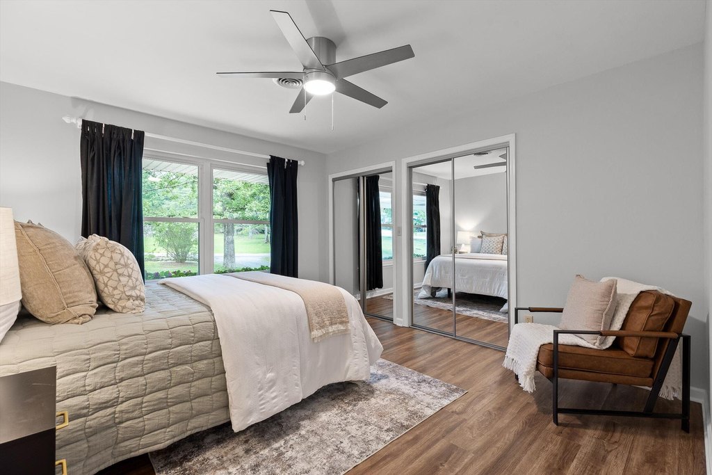 Signal Mountain, Tennessee, 37377, United States, 4 Bedrooms Bedrooms, ,4 BathroomsBathrooms,Residential,Forsale,1894388