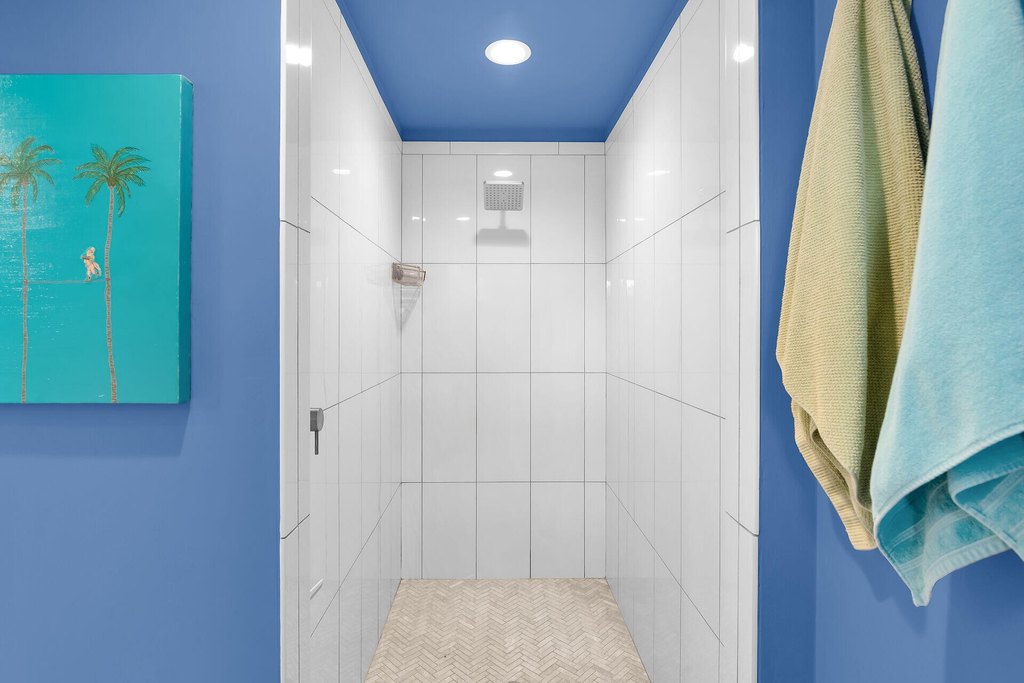 Marco Island, Florida, 34145, United States, 2 Bedrooms Bedrooms, ,2.5 BathroomsBathrooms,Residential,Forsale,2004762