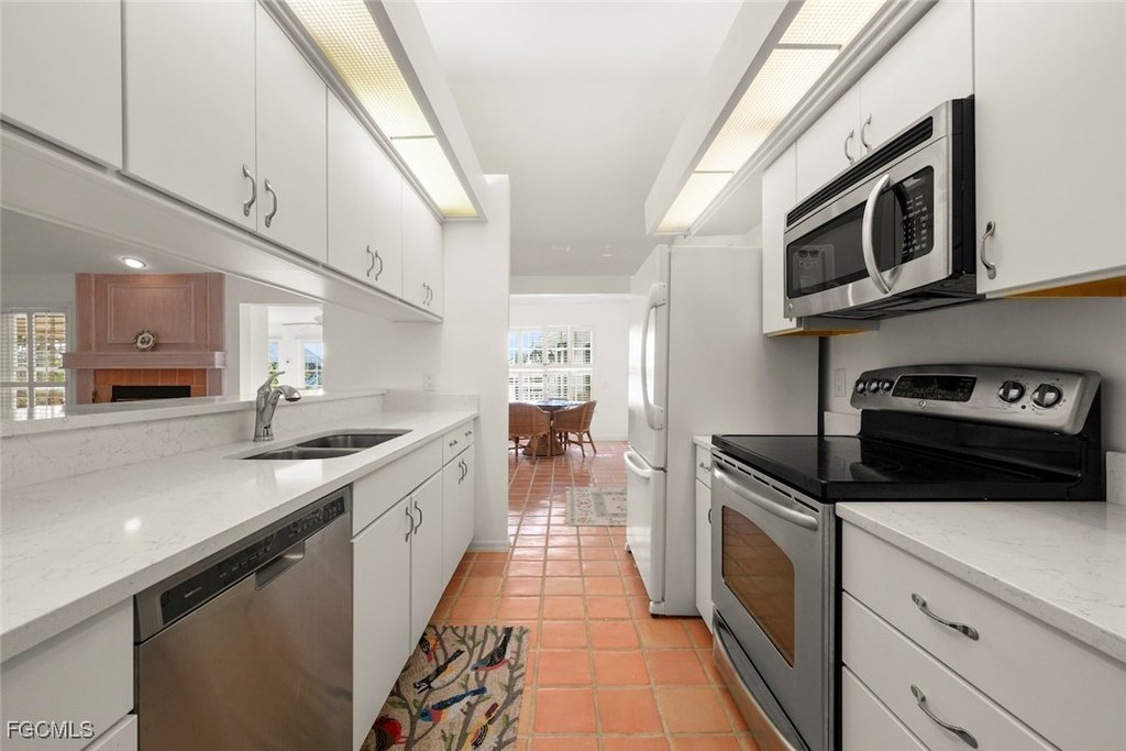 Sanibel, Florida, 33957, United States, 3 Bedrooms Bedrooms, ,3 BathroomsBathrooms,Residential,Forsale,1998637