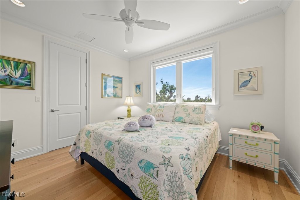 Sanibel, Florida, 33957, United States, 5 Bedrooms Bedrooms, ,4.5 BathroomsBathrooms,Residential,Forsale,1998638