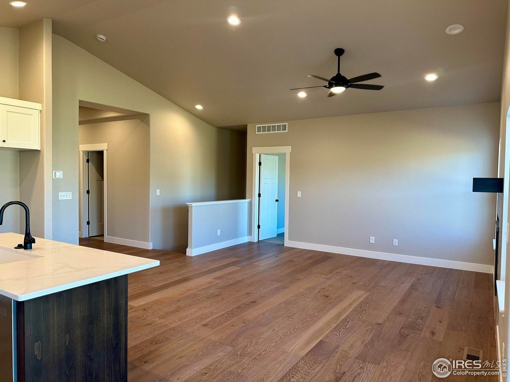 Wellington, Colorado, 80549, United States, 3 Bedrooms Bedrooms, ,2 BathroomsBathrooms,Residential,Forsale,1999967