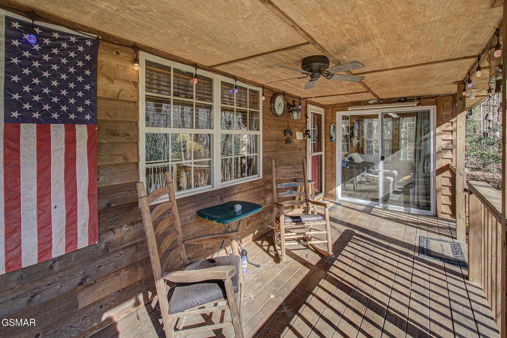 Gatlinburg, Tennessee, 37738, United States, 2 Bedrooms Bedrooms, ,2 BathroomsBathrooms,Residential,Forsale,1999455