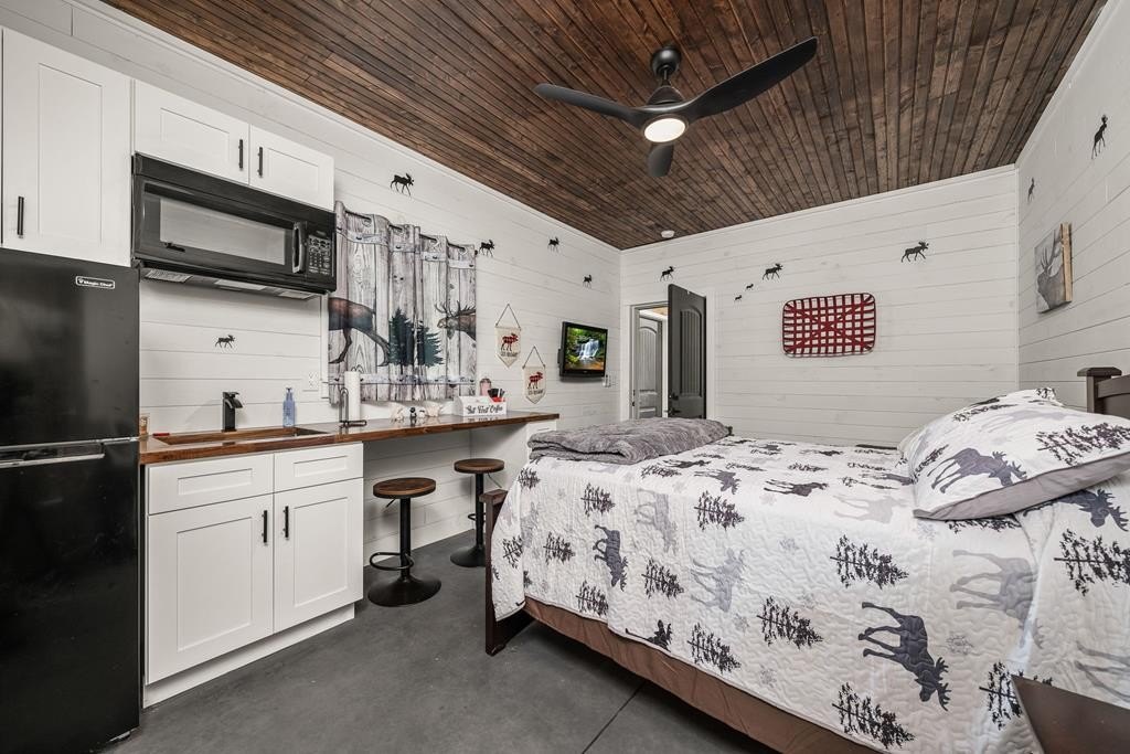 Monroe, Tennessee, 38573, United States, 3 Bedrooms Bedrooms, ,3.5 BathroomsBathrooms,Residential,Forsale,2010936