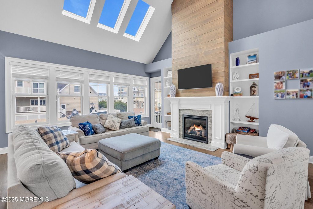 Mantoloking, New Jersey, 08738, United States, 4 Bedrooms Bedrooms, ,3 BathroomsBathrooms,Residential,Forsale,2004468