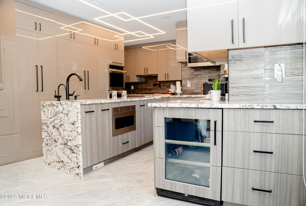 Toms River, New Jersey, 08755, United States, 7 Bedrooms Bedrooms, ,5 BathroomsBathrooms,Residential,Forsale,2008941